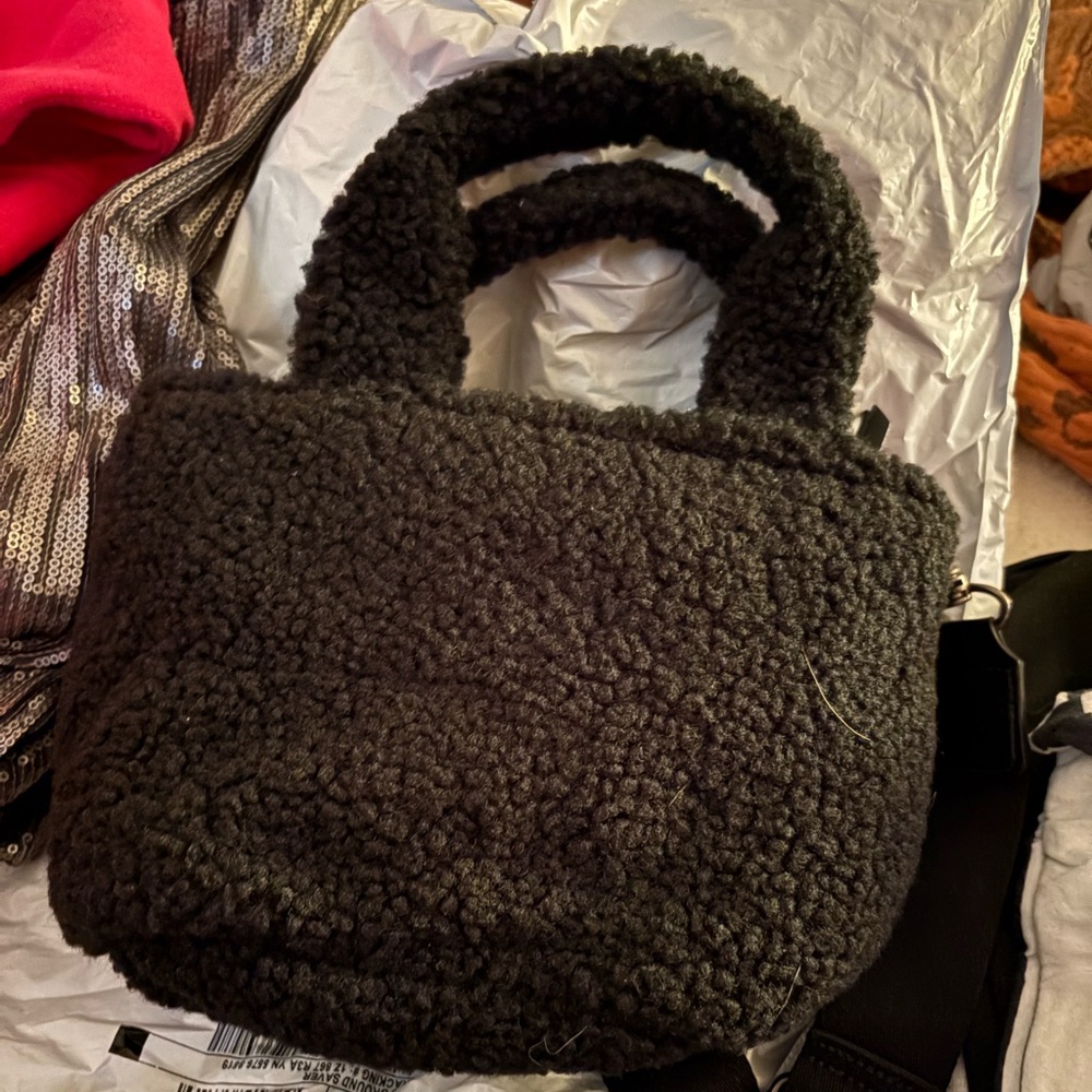 Black Sherpa tote
